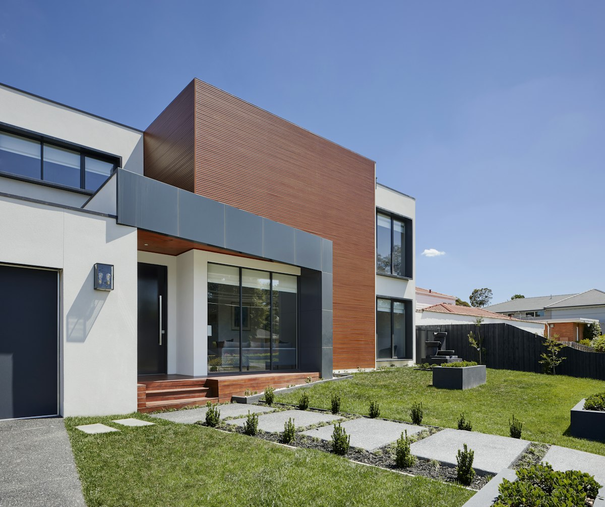 Living in Carmel, Indiana: A Local Home Buyer's Guide